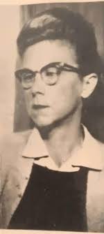 Christine Mangham's Instagram, Twitter & Facebook