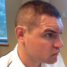 LUCKY'S BARBERSHOP & SHAVE PARLOR