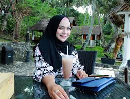 Yang Tulus Di Sia Siakan Sedangkan Yang Modus Di Perjuangkan Mitos Atau Fakta Beautiful Muslim Women Beautiful Hijab Muslim Girls