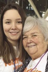 Patricia Luft's Instagram, Twitter & Facebook