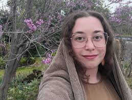 Veronica Holley's Instagram, Twitter & Facebook