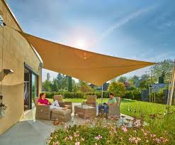 Sailskin Individuelle Sonnensegel Mit Komfort Und Qualitat Gartendesign Ideen Sonnenschutzdach Sonnensegel