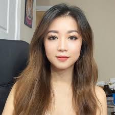 Olá.sou real não sou uma boneca inflavel.que você usa e descarta.vai usar e  gostar.