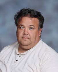 Meet Our Faculty & Staff