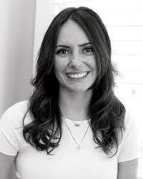 Anna Rangel's Instagram, Twitter & Facebook