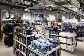 Primark Ingolstadt Take Care Stay Safe