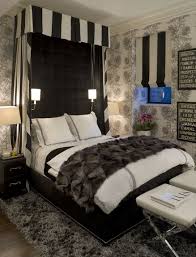 Black And White Striped Headboard Queen Pin On Bedrooms