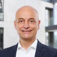 3500+ "Wiese" profiles