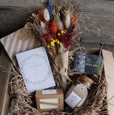All orders are custom made and most ship worldwide within 24 hours. Thinking Of You Posy Gift Box By The Granary Notonthehighstreet Com