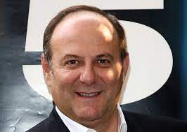 Jun 12, 2021 · gerry scotti, noto conduttore italiano, ha raccontato una tragedia che ha segnato la sua vita nel profondo. Tkrhunr4azzn2m