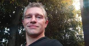 Matthew burton brown es un artista marcial mixto estadounidense que compite en la categoría de peso wélter en ufc. Where Is Matt Brown From Alaskan Bush People Now Why He Left The Show