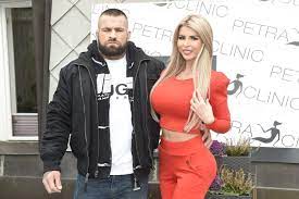 A professional competitor since 2008, he became historically the first ufc fighter from the czech republic, and has also competed for ucmma. Vemolova Partnerka Sokuje Po Prohre Ceka Nas Stastne Obdobi Nova Sport