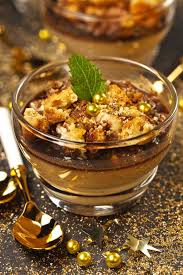 Verrine simple et rapide noël / verrine de crème de marron au chèvre frais et amande. Verrines Sucrees De Noel Dessert Noel Facile Dessert Noel Recettes De Cuisine