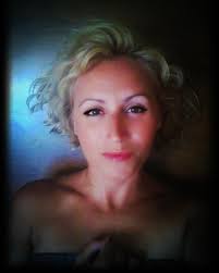 Amazon.in: MARIA BEATRIZ MUÑOZ RUIZ: books, biography, latest update