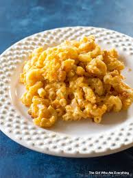 Buffalo Chicken Macaroni And Cheese The Girl Who Ate Everything Recipe In 2020 Macaroni And Cheese Macaroni Cheesy Macaroni And Cheese Recipe