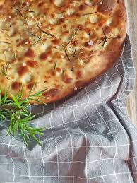 Focaccia Nach Tim Malzer Aus Seinem Buch Greenbox Www Fraeulein Sommerfeld De Backen Grillen Focaccia Timmalz Focaccia Lebensmittel Essen Tim Maelzer