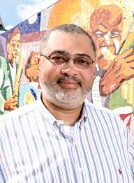 Delta Beta Recognizes Community Leaders with Hearts of Gold