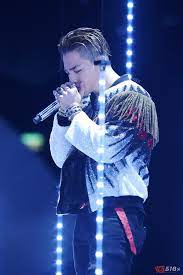 They are based out of the palace dance studio in penrose and are one of six crews alongside the royal family (megacrew), kingsmen (adult), sorority (varsity), duchesses (varsity) and bubblegum (junior). Taeyang Mama 2015 Taeyang Bigbang Vip Bigbang