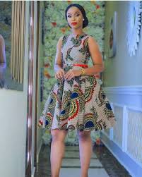 10 robes de cocktail en pagne a porter pour la fete de paques latest african fashion dresses. Elegant Ankara Print Dresses For Beautiful Ladies African Traditional Dresses African Dresses Modern Ankara Short Gown Styles