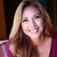 Veronica Waite's Instagram, Twitter & Facebook