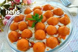 Yogurtlu Semizotu Yataginda Patatesli Kofte Yemek Tarifleri Yemek Yiyecek Ve Icecek