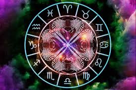 7 august (uranus retrogradează în taur): 3 Zodii Norocoase In Dragoste In August 2018 Ce Spun Astrele