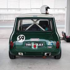 mini おしゃれまとめの人気アイデア pinterest qwintco イギリス車 クラシック ミニ クラシックスポーツカー