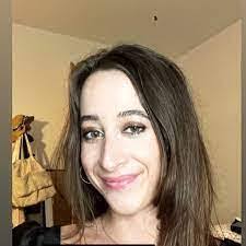 Bailey Kruse's Instagram, Twitter & Facebook