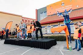 Op vrijdag 12 april hebben wij weer de koningsspelen op ons veld. Koning Opent Koningsspelen In Lemmer Nieuwsbericht Het Koninklijk Huis