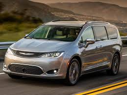 The 2019 chrysler pacifica hybrid offers a gentle ride and a long list of features, including some intuitive technology. 2019 Chrysler Pacifica Values Cars For Sale Kelley Blue Book