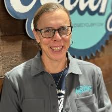 Bob Leftwich's Instagram, Twitter & Facebook