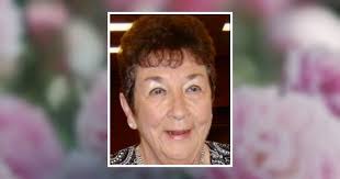 Michelle Clum's Instagram, Twitter & Facebook