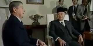 Yuk, lihat penampakannya di sini! Presiden Soeharto Jago Bahasa Inggris Ini Buktinya Ngobrol Dengan Presiden Reagan Merdeka Com