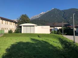 Der tiroler ort schwaz, eine ortschaft in der gemeinde schwaz im bezirk schwaz, wird von rund 13.440 einwohnern bewohnt. Schwaz In Tirol Meine Dialyse Reisen