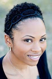 Rock the headband trend, no matter your age or hair type. Twa With Headband Natural Hair Styles Short Natural Hair Styles Beautiful Natural Hair
