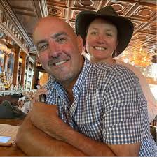 Does anybody know the dimensions of the gas strut for the canopy? I need to  order a replacement.