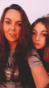 I feel like this is a grand idea. My daughter probably doesn’t 🤣🤣  @payton_mcnabb #mytwin #motherdaughter #besties