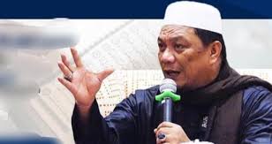 Foto tersebut diunggah oleh akun twitter @fkadrun, senin (9/8/2021). Amplop Jadi Pendeta Lebih Besar Yahya Waloni Nyesel Masuk Islam
