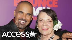 In 2000, he earned a daytime emmy award for his role on the show. Shemar Moore Cries In Heartbroken Tribute To Late Mother I Don T Know Life Without This Woman Youtube