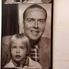 where to recycle cardboard boxes nearby?