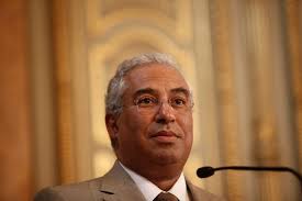 Costa engana-se e coloca jornalista do Negócios no Governo de Passos