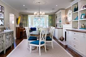 Opposite colors, taupe walls and blue accents. Facebook