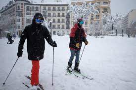 Verschillende regio's van spanje kampen met noodweer. Spanje Na De Sneeuw Nu Een Historische Koudegolf Weer Nl