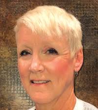 Amy Windle's Instagram, Twitter & Facebook