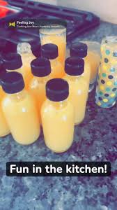 🎶 Vicky Turgeon Takes Requests