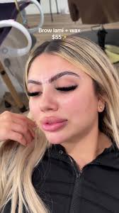 How Does Amanda Do Her Eyebrows