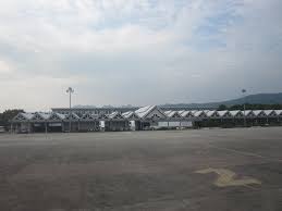 Wmkk) merupakan salah satu hab penerbangan yang terpenting di rantau asia tenggara selain lapangan terbang suvarnabhumi di bangkok, lapangan terbang antarabangsa hong kong dan lapangan terbang changi singapura. Langkawi Intl Airport