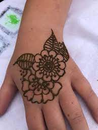 The findings of a mass spectrometry analysis of commercial black henna performed by chung et al. Gisteren Henna Wezen Zetten Bij De Henna Tattoo Ilsa Facebook