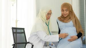 Duduk tanpa sandaran juga berbahaya bagi ibu yang sedang hamil. Parenting Islami Hukum Dan Cara Salat Duduk Bagi Ibu Hamil Kumparan Com