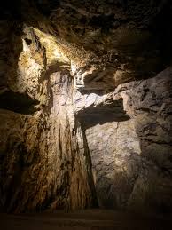 Trouvez les adresses qui vous intéressent sur le plan de lourdes. Explorer Les Grottes Pic Du Jer